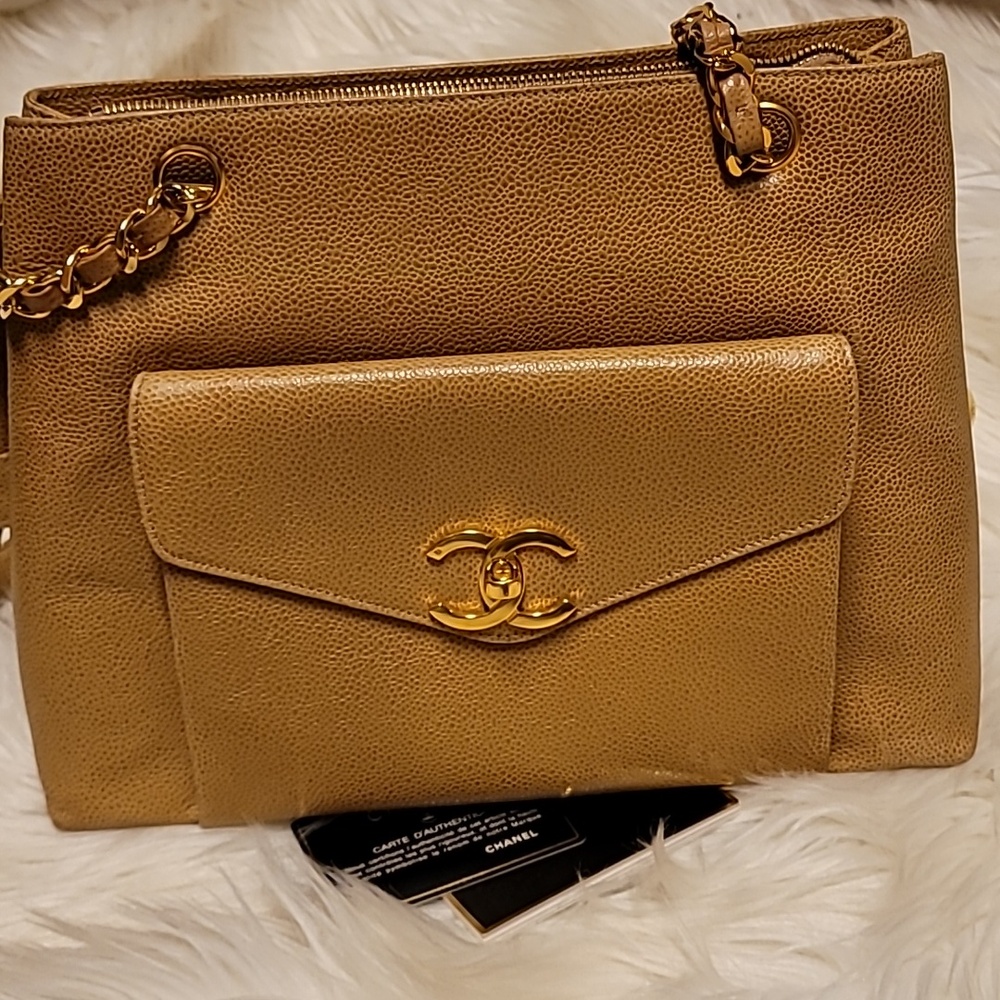Vintage Chanel Shoulder Bag - Picture 13 of 15